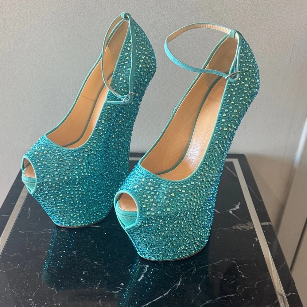 Giuseppe Zanotti rare alien Turquoise Crystal Platform Heels 39.5 EUC - Picture 2 of 6